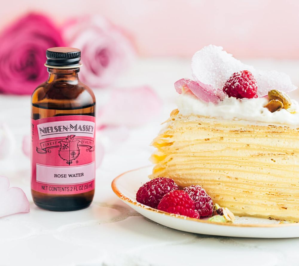 Rosenwasser-Extrakt von Nielsen-Massey kaufen – blumig für Desserts, Gebäck & Cocktails