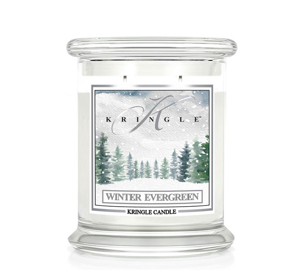 Classic Candle Winter Evergreen von Kringle Candle kaufen – frischer Duft mit Tannen- & Holznoten