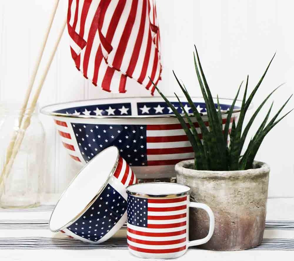 Stars & Stripes Tasse von Golden Rabbit online kaufen – Emailletasse für Amerikaliebhaber, ideal für 4th of July