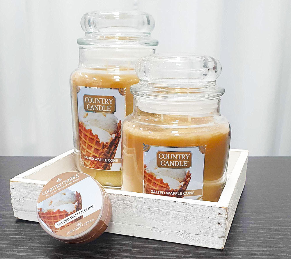 Salted Waffle Cone Duftkerze online kaufen – Karamell, Vanille & Meersalz, süßer Genuss
