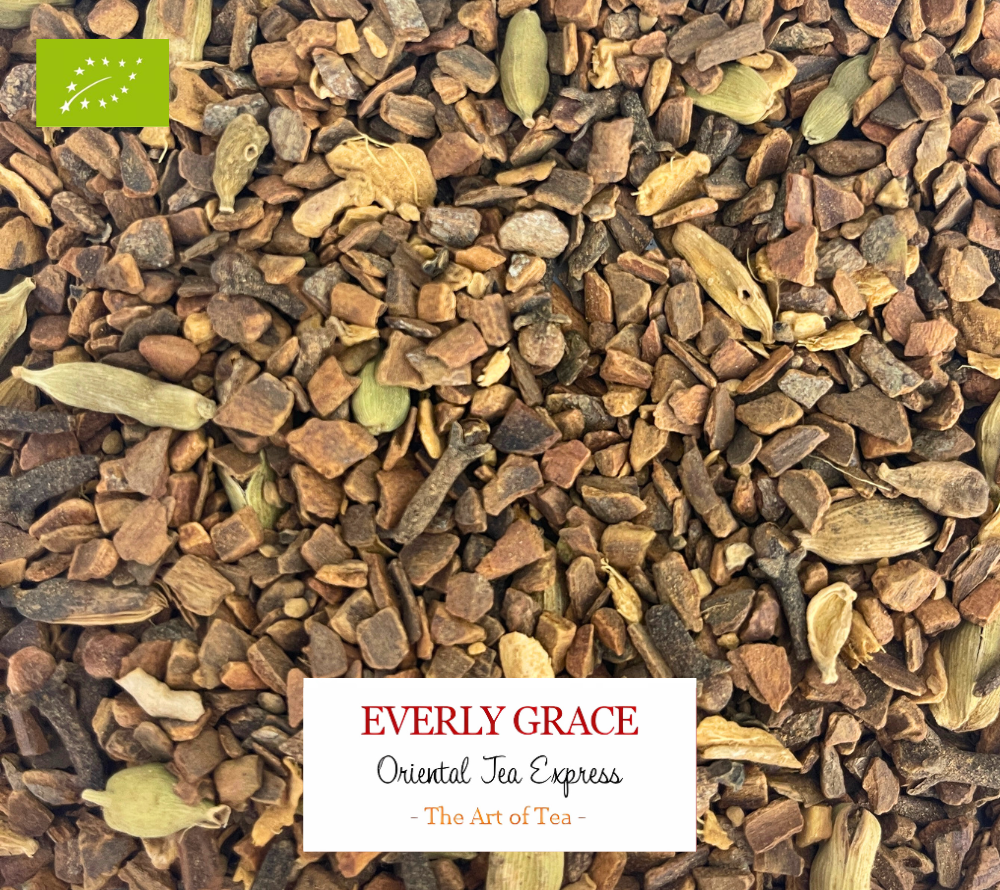 Everly Grace Oriental Tea Express Tee kaufen | koffeinfreier Bio-Tee ohne Aromen | Kräutertee mit Ingwer, Zimt und Kardamom | Eine verführerische Teemischung für luxuriöse Genussmomente!