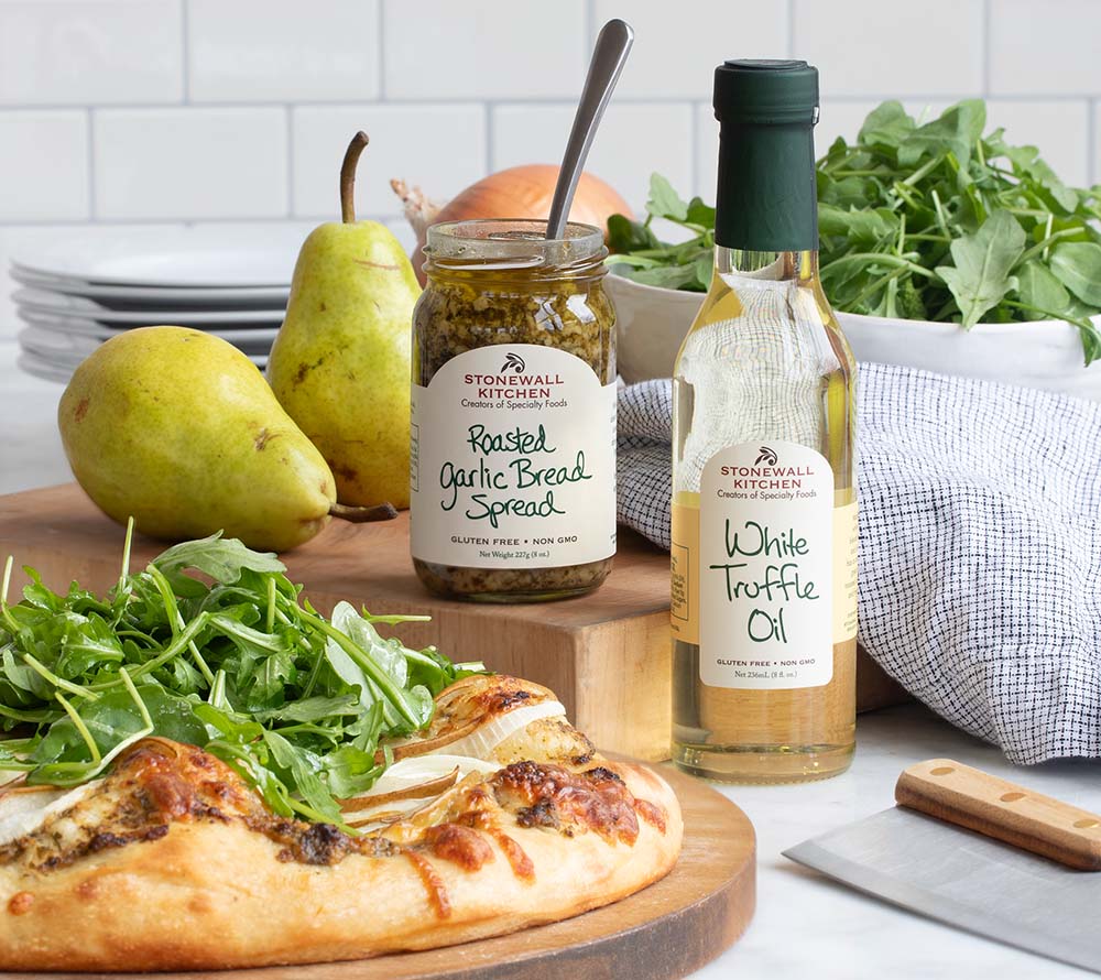 White Truffle Oil von Stonewall Kitchen und Roasted Garlic Bread Spread von Stonewall Kitchen