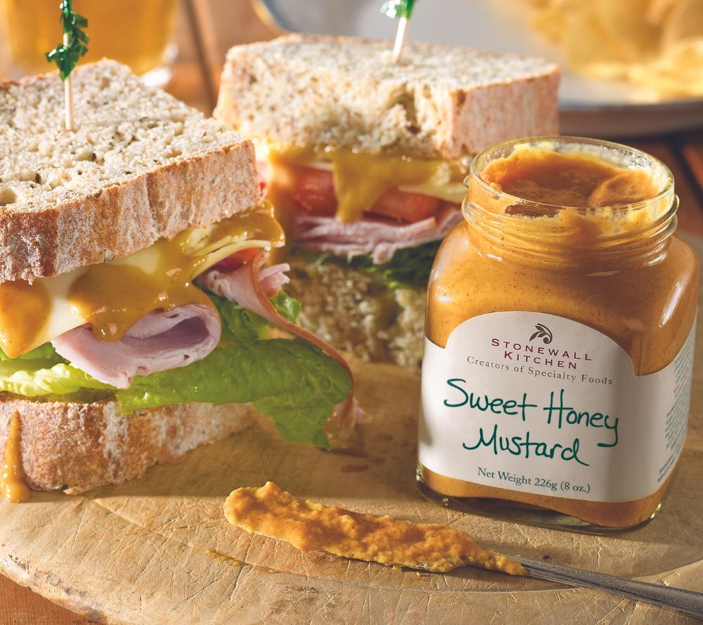 Sweet Honey Mustard von Stonewall Kitchen kaufen ☆ Exquisiter Senf mit Honig ☆ Für Burger, Sandwichs oder als Dip ☆ Jetzt probieren!