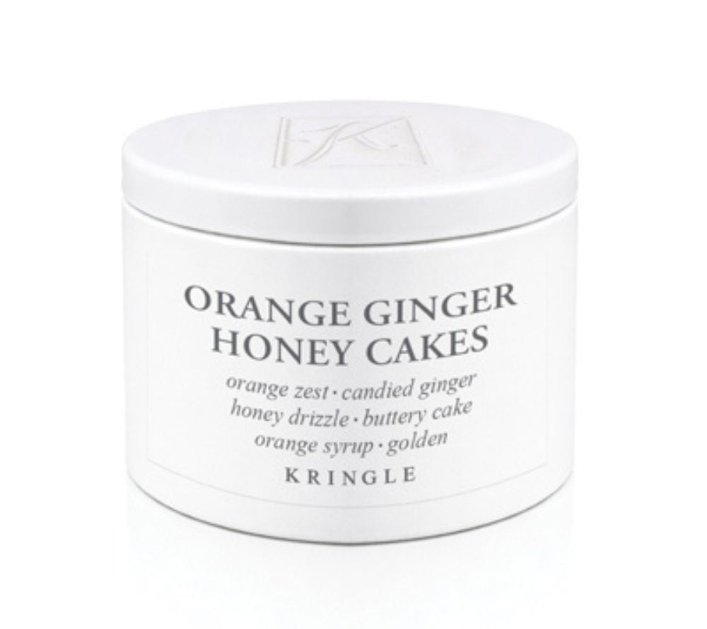 Orange Honey Ginger Cakes Tin von Kringle Candle auf weißem Hintergrund
