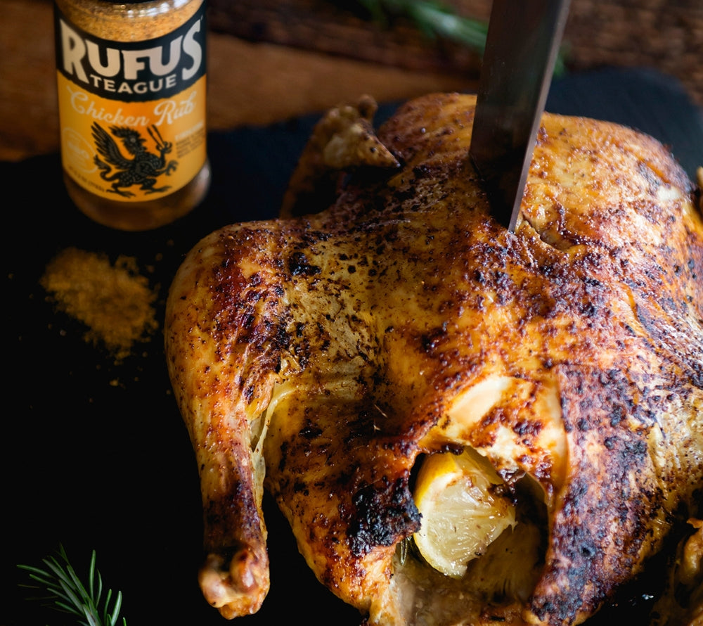 gebratenes Hähnchen mit dem Trockengewürz von Rufus Teague Chicken Rub
