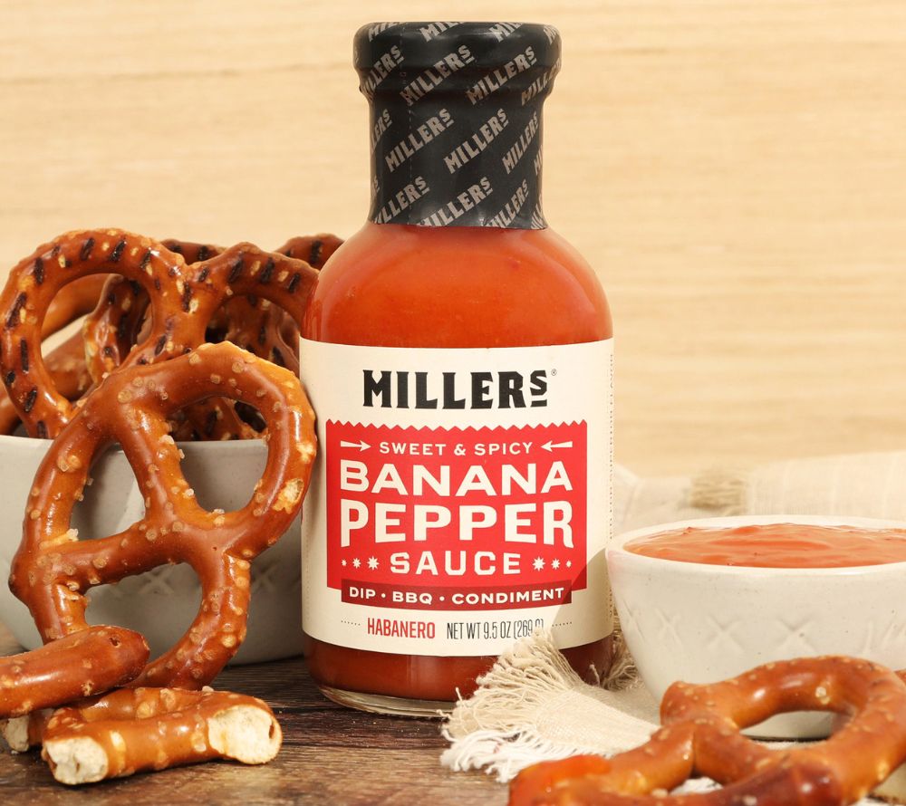 
                  
                    Banana Pepper Habanero Sauce von Miller’s kaufen | Extra scharfe Chilisauce mit Bananenpfeffer & Habanero | Fettfrei, glutenfrei, Non-GMO | Perfekt für BBQ, Burger, Käse | Scovie Award Gewinner | EU-Versand
                  
                