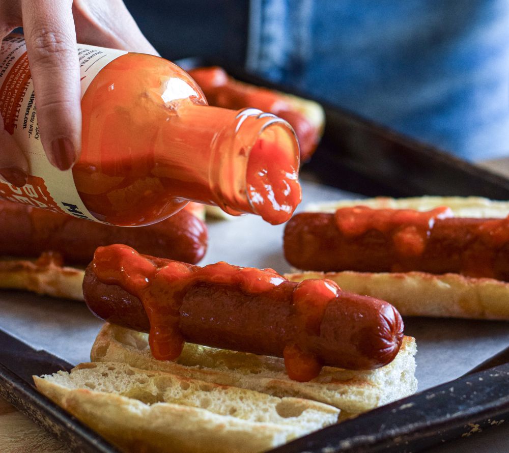 
                  
                    Banana Pepper Habanero Sauce von Miller’s kaufen | Extra scharfe Chilisauce mit Bananenpfeffer & Habanero | Fettfrei, glutenfrei, Non-GMO | Perfekt für BBQ, Burger, Käse | Scovie Award Gewinner | EU-Versand
                  
                