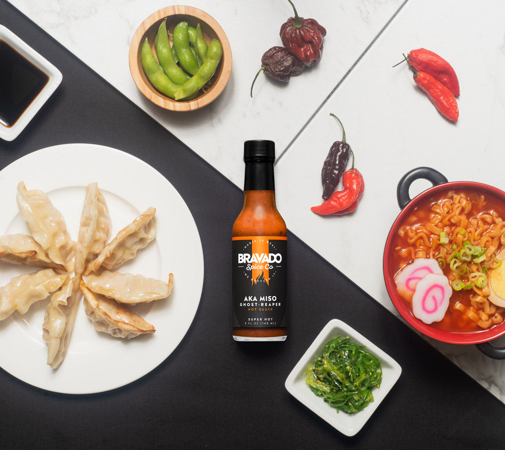 Aka Miso Ghost Reaper Hot Sauce ☆ Mit feurig scharfen Ghost Reaper Chilis ☆ Scharfe Sauce von Bravado Spice Co.