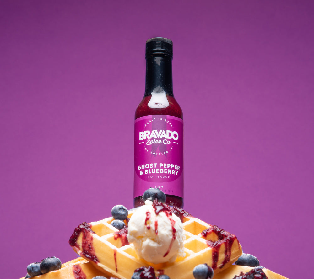 
                  
                    Ghost Pepper & Blueberry Hot Sauce ☆ Mit fruchtigen Blaubeeren ☆ Scharfe Sauce von Bravado Spice Co.
                  
                