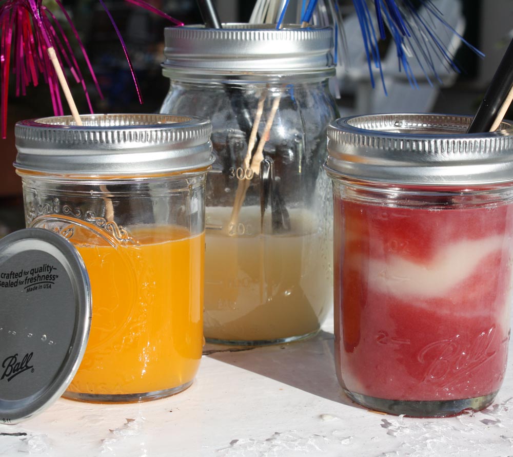 Ball und Mason Jars, amerikanische Einmachgläser