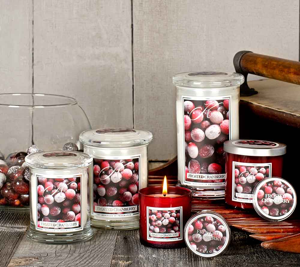 Duftkerze Frosted Cranberry ♥ Fruchtiger Duft ♥ Für den Herbst ♥ Sorgt für eine warme Atmosphäre ♥ Importiert aus den USA » Jetzt schnuppern! 