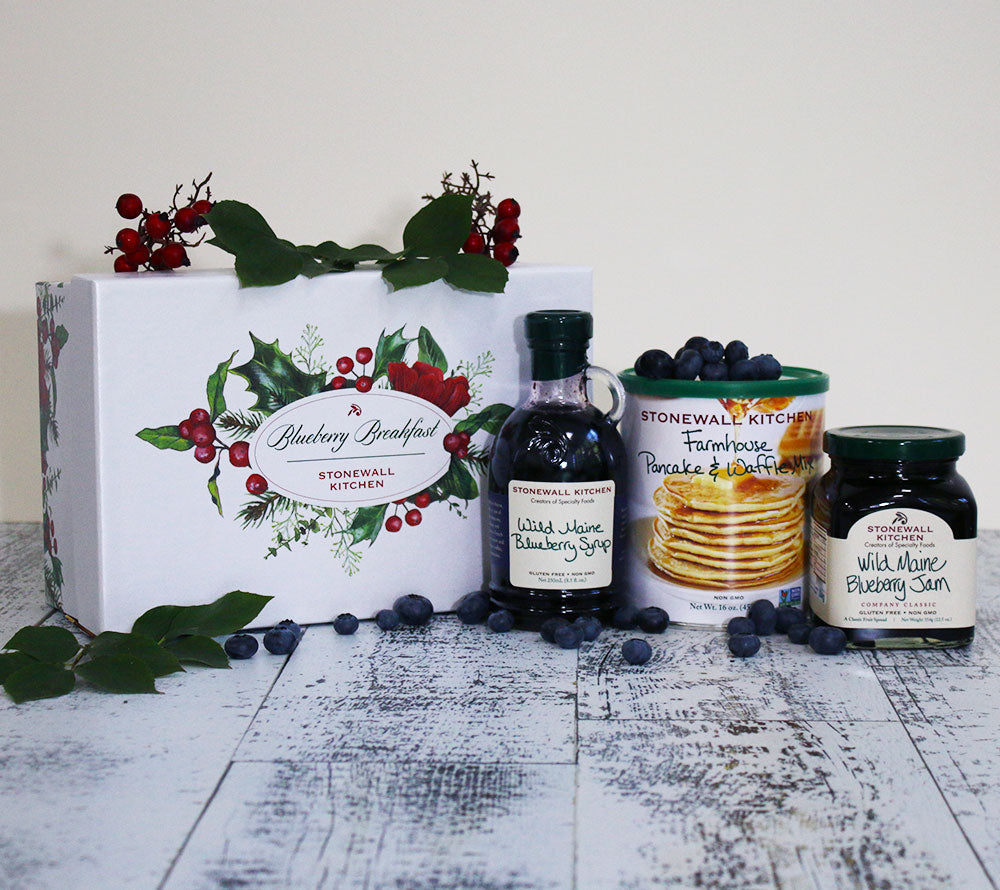 Stonewall Kitchen kommt aus Maine und dort gibt es noch die wilden Blaubeeren. Was liegt dann näher als ein exklusives Geschenkset für ein amerikanisches Pancake Breakfast mit Blaubeeren von Stonewall Kitchen anzubieten?