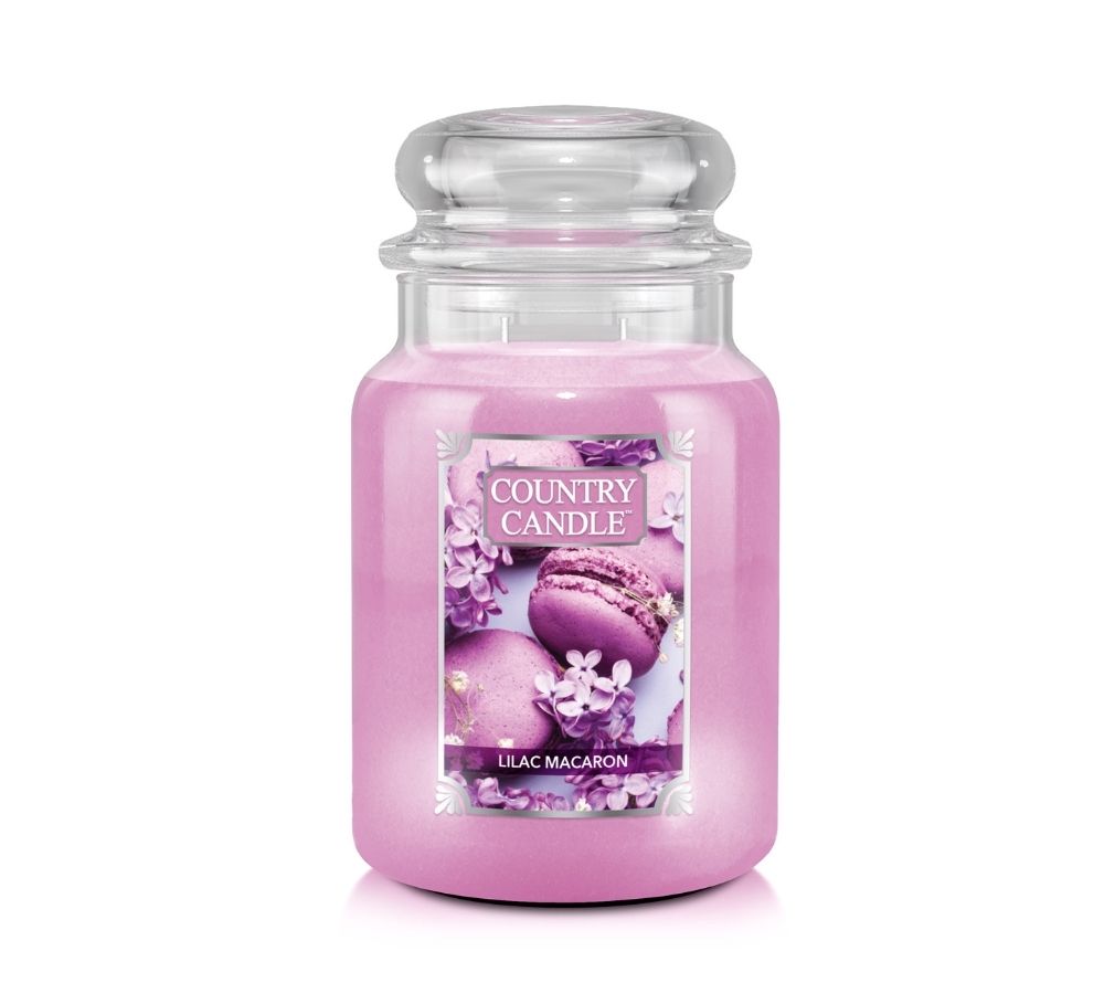 Duftkerze Lilac Macaron von Country Candle ☆ Blühender Flieder trifft auf süßes Macaron-Gebäck ☆ Blumig, süß und gemütlich ☆ Jetzt kaufen