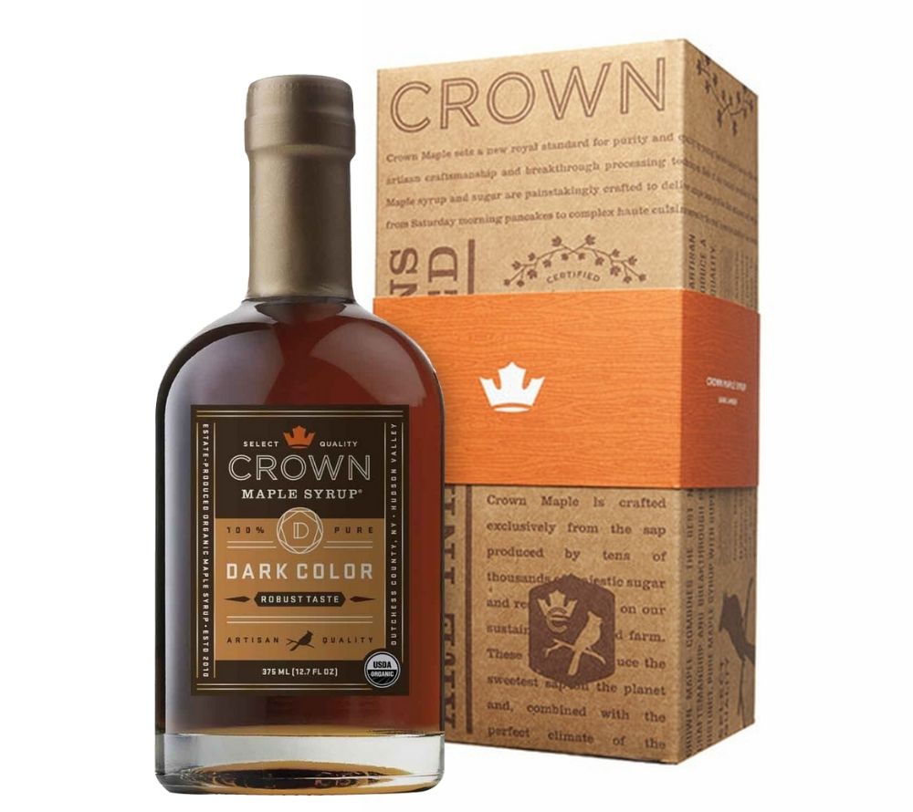 
                  
                    Dark Color Ahornsirup von Crown Maple, 375 ml, Boxed ☆ Ahornsirup Dark Color ➤ Robustes Aroma ➤  Charakteristische Note ➤ Zum verfeinern & versüßen ➤ Wunderbare Geschmackstiefe » Jetzt probieren!
                  
                