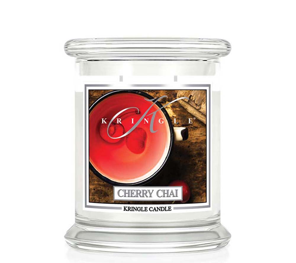 Cherry Chai Kringle Candle Medium Duftkerze von American Heritage