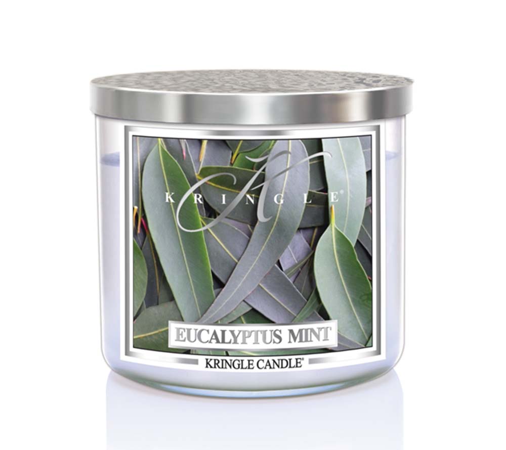  ☆ Das Wachs der Kringle Candles ist in verschiedenen Weißtönen ganz ohne künstliche Farbstoffe gehalten. Somit fügen sich die Kerzen wunderbar in jede Umgebung ein. Hochwertige Parfümöle geben den Kerzen die verführerischen und beliebten Düfte.
