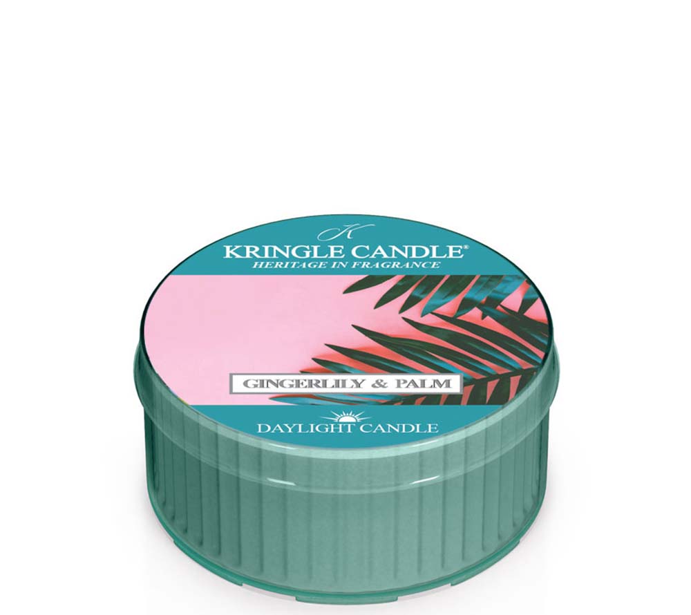 Die Duftkerze Gingerlily & Palm von Kringle Candle entführt Sie in die entspannende Atmosphäre tropischer Sandstrände.