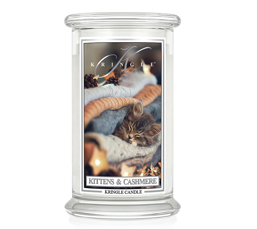 Large Classic Candle Kittens & Cashmere (22 oz-Glas, 2-Docht) kaufen ✚ Kringle Candle ✚ In allen Größen ✚ Große Auswahl ✚ Made in USA ✚ Weltweiter Versand