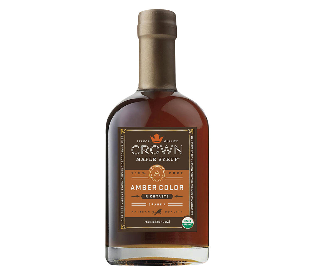 Crown Maple Amber Color Ahornsirup kaufen ☆ Bio-Qualität mit Zimt ☆ Für Pancakes, Waffeln und Desserts ☆ Mehr Sorten ☆ Jetzt probieren!