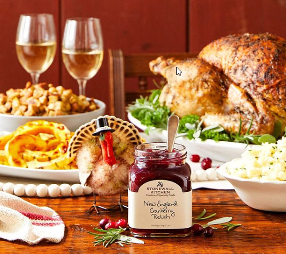 New England Cranberry Relish von Stonewall Kitchen ☆ Süß-herber Cranberrygeschmack mit einem Hauch Orange ☆ Perfekt als Sandwich-Aufstrich oder Beilage zu Hähnchen und Truthahn. Jetzt genießen!